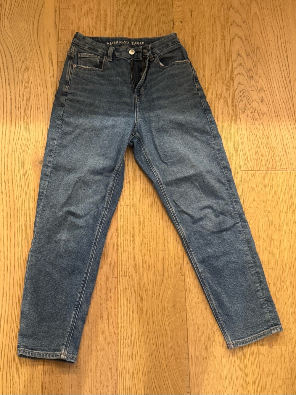 American Eagle Curvy Mom Jeans Size 2 Short High Rise Blue Denim
